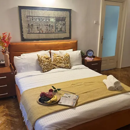 Apartment Romantic Bathtube Cismigiu Park 2 Bukarest
